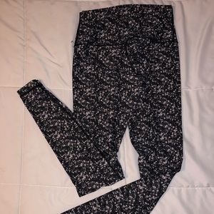 Lululemon sequin size 6 full length tights